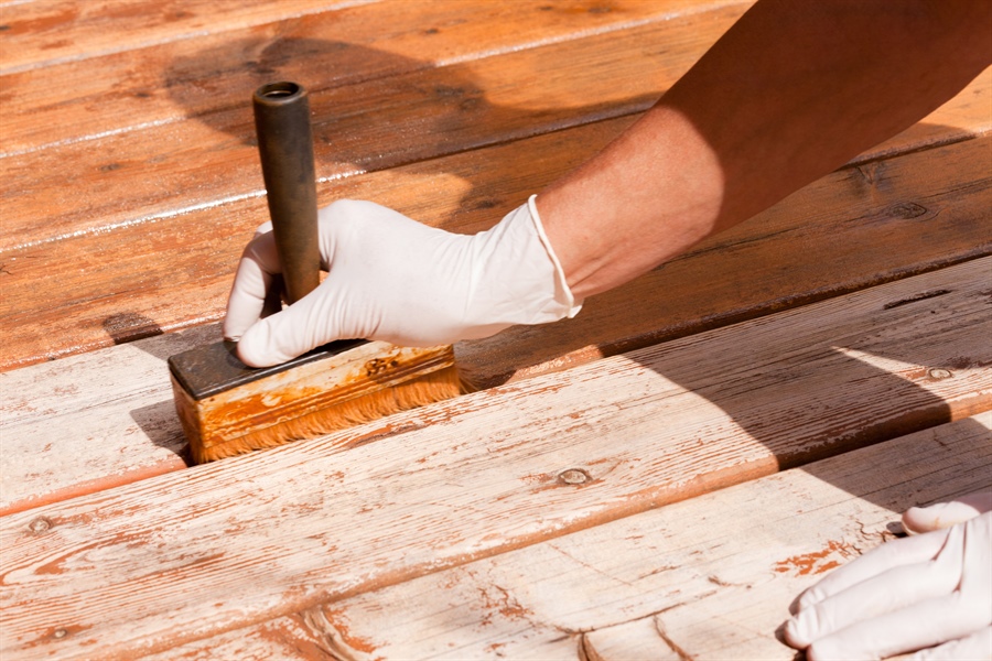 Paint vs. Stain for Decks: Key Differences Explained